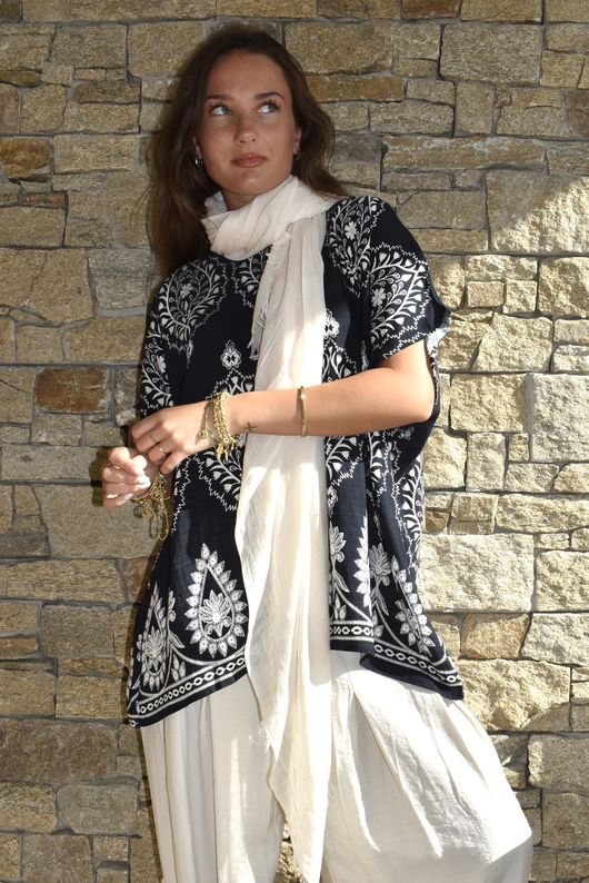 Yara Morrocan Box Top Navy - /16=